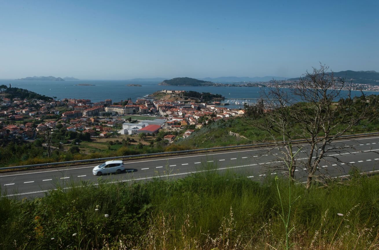 BAIONA, 070720. TRAMO AUTOPISTA VAL MIÑOR A SU PASO POR BAIONA.